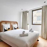 Design Au Coeur Du Sentier * Париж