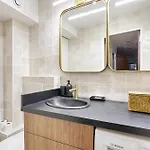 Design Au Coeur Du Sentier Париж