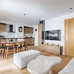 Апартаменты Design Au Coeur Du Sentier Париж